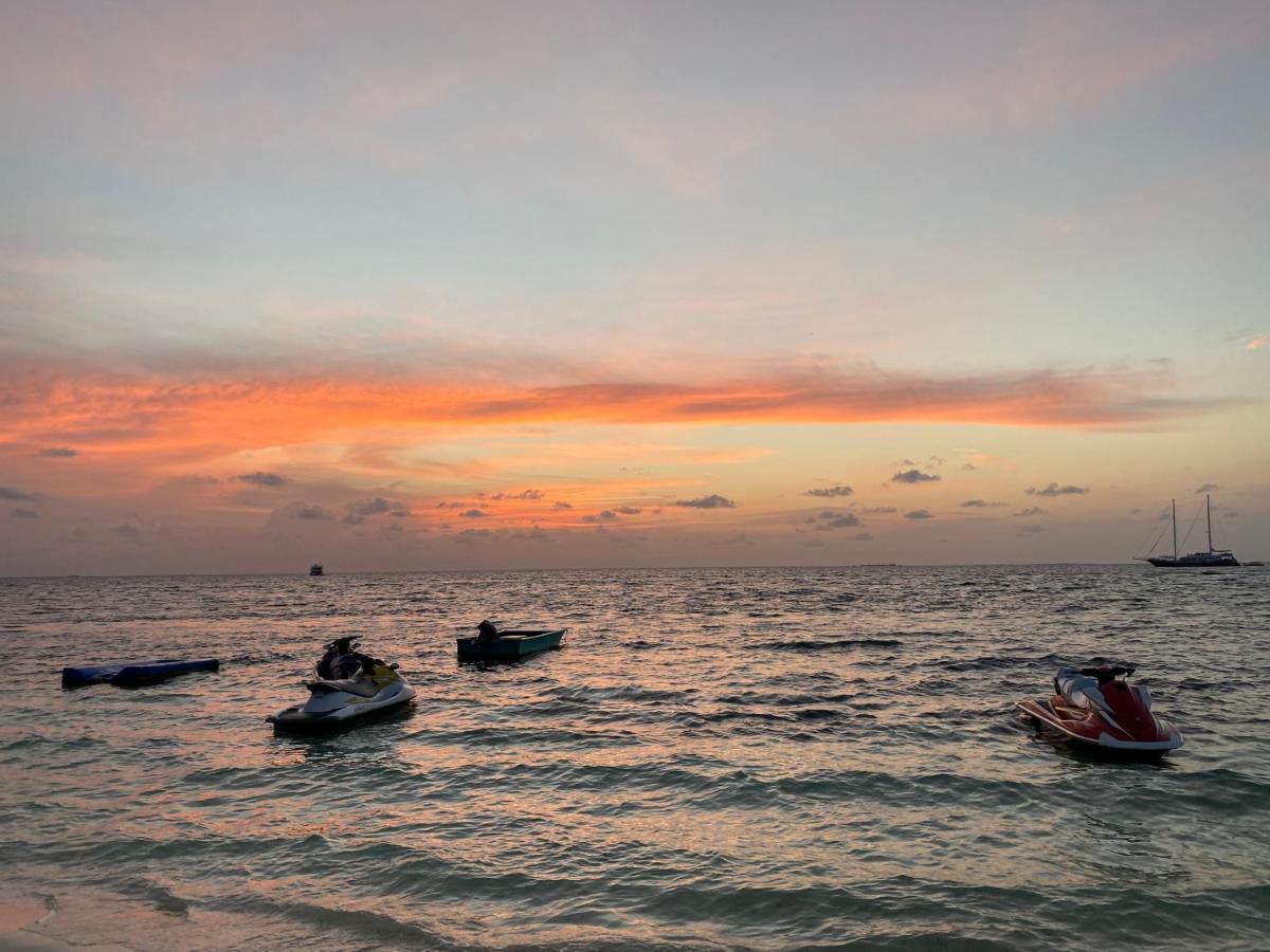 Lagoona Sunset Maafushi Eksteriør bilde